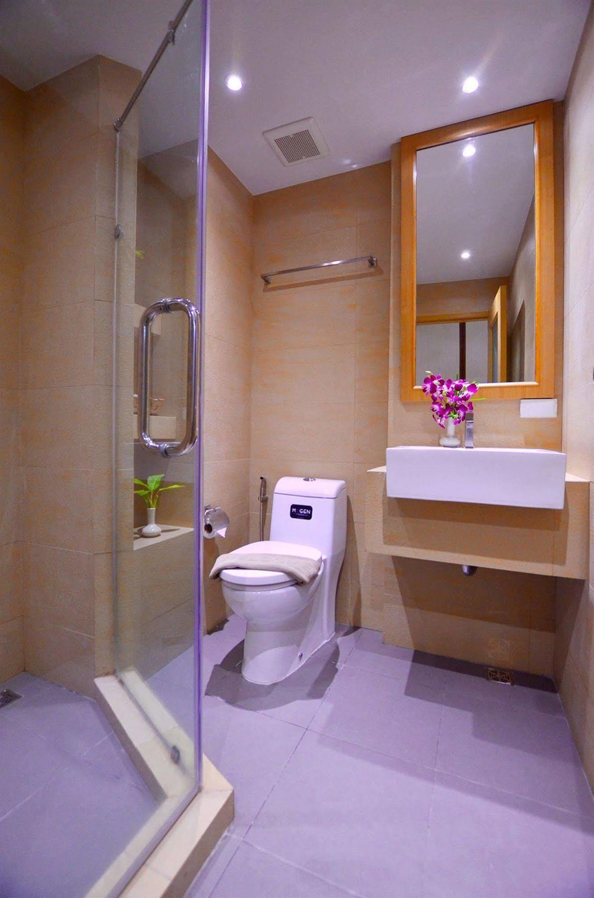 Windmill Resort Hotel Pattaya Bagian luar foto